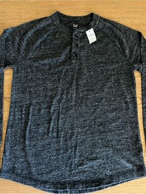 GAP Minimalist Men's Dark Charcoal Heather Henley Long-Sleeve Shirt